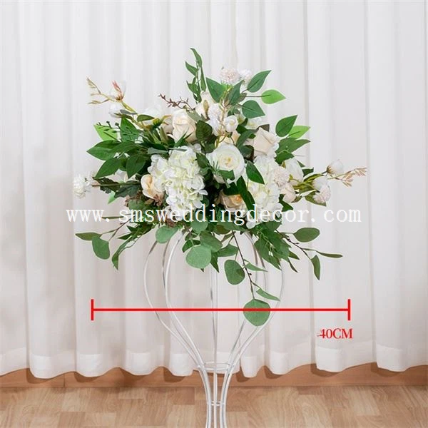 rose gold table centerpieces